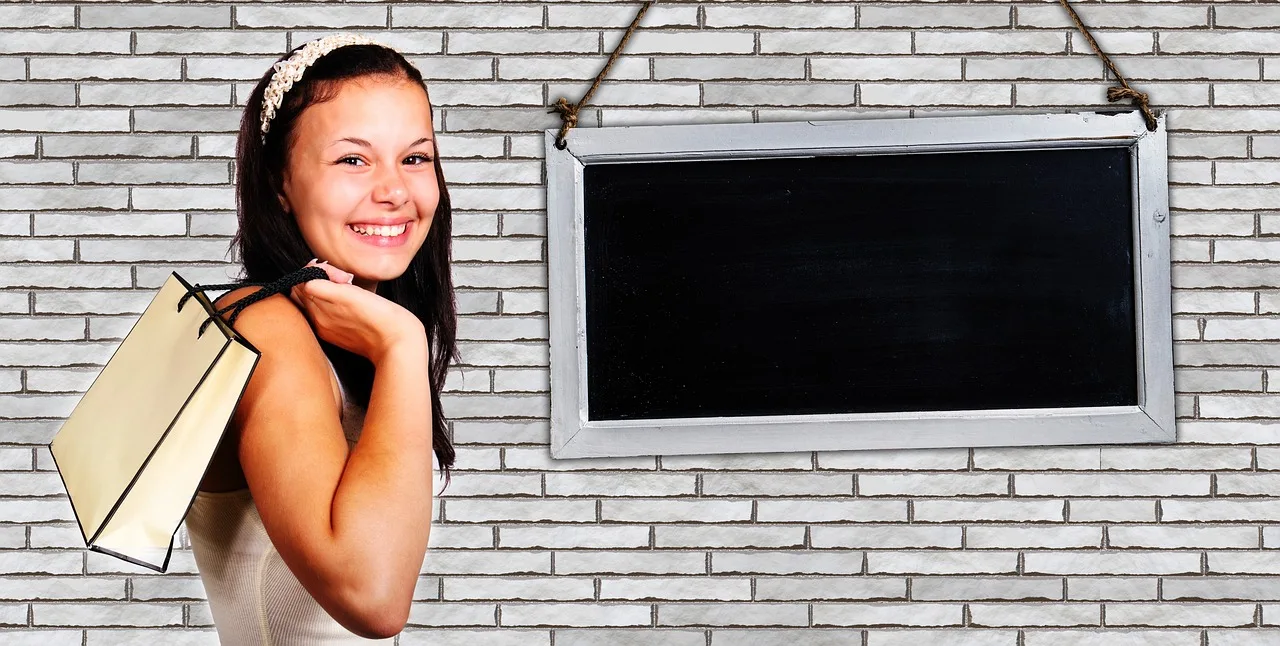 purchasing, shopping, woman, girl, customer, pocket, bag, wall, board, mockup, mock-up, business, retail trade, marketing